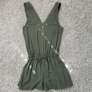 Guess romper